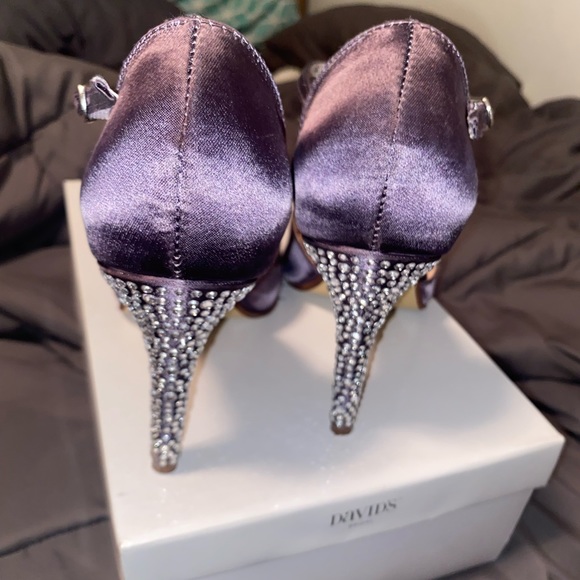 David’s Bridal Dyeable Heels - Picture 2 of 3